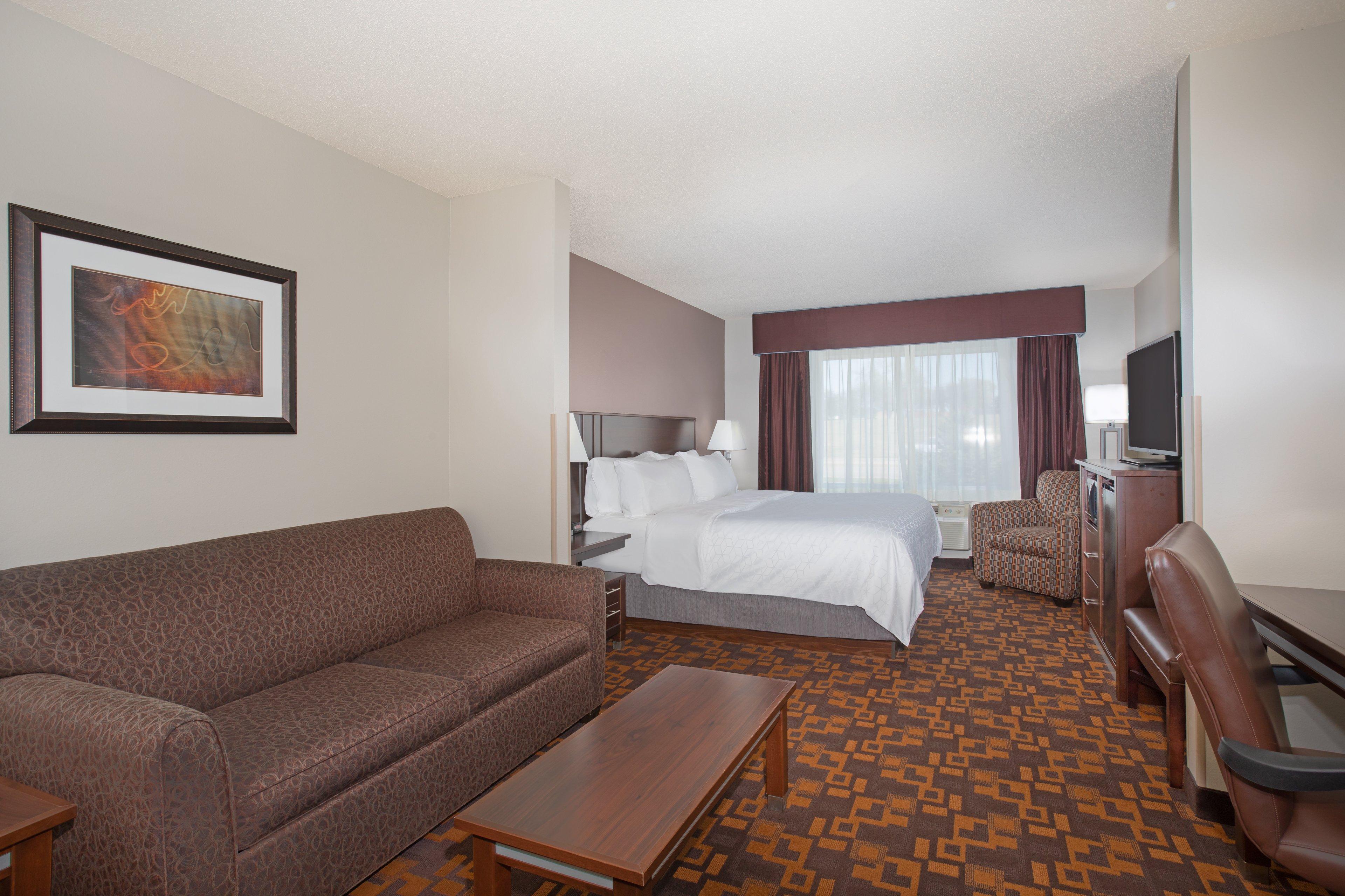 Holiday Inn Express & Suites Yankton By Ihg Exterior photo