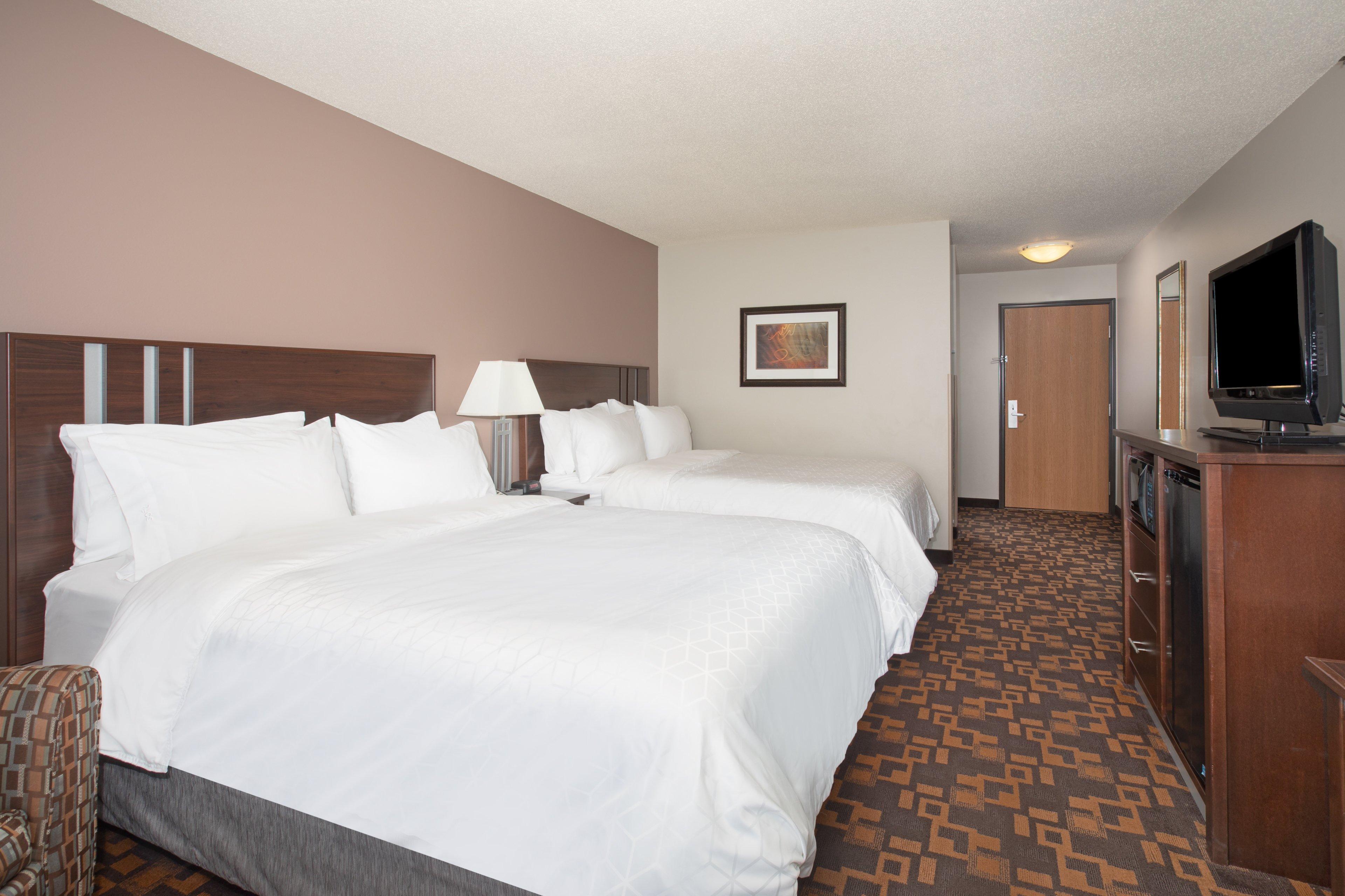 Holiday Inn Express & Suites Yankton By Ihg Exterior photo