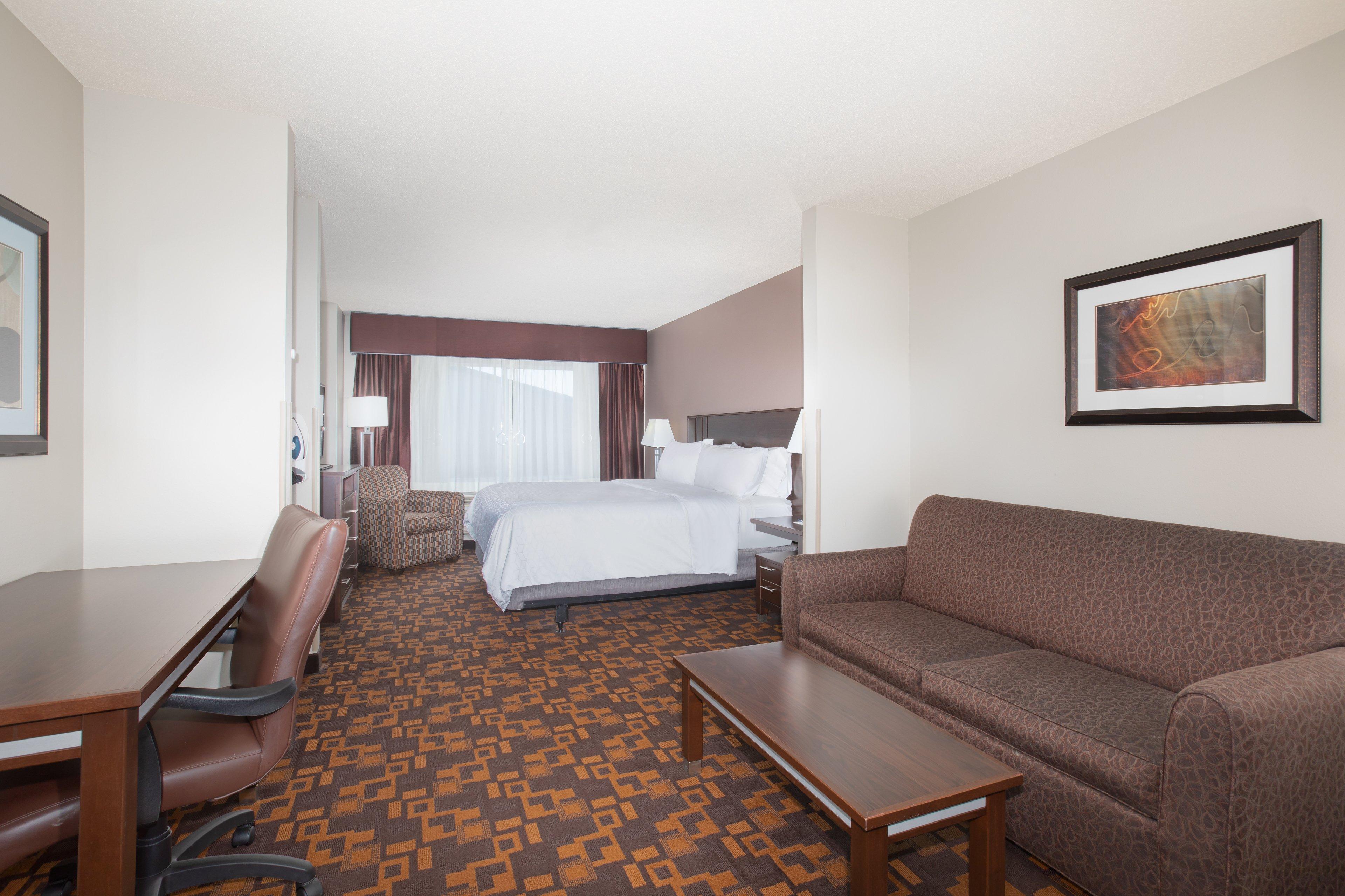 Holiday Inn Express & Suites Yankton By Ihg Exterior photo